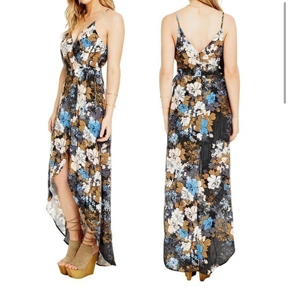 Astr Dresses & Skirts - ASTR Black Blue Floral Faux Wrap Dress Hi Low S